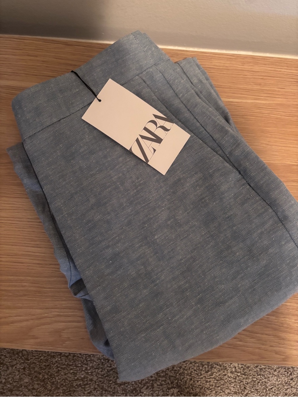 NWT Zara Soft Sky-Blue Cropped Linen Pants